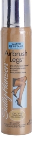 Lahvička spreje Sally Hansen Silonky ve spreji jsou v hnědé kovové lahvičce se stříbrným víčkem. Nápis Sally Hansen a fotografie dámských přeložených nohou.